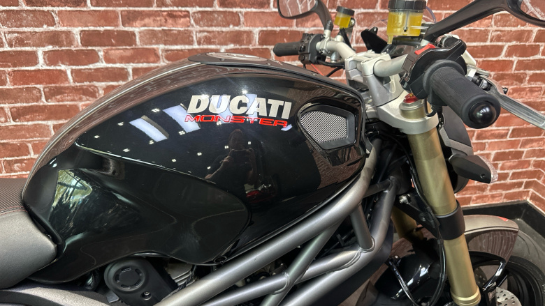Ducati Monster 1100 Evo ABS DTC